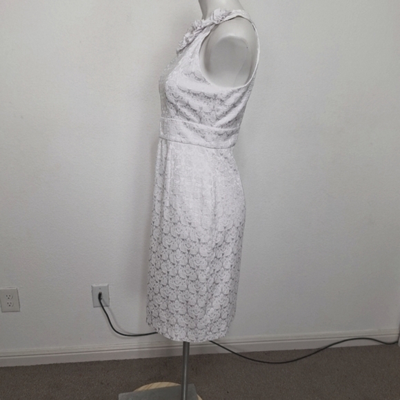 Maggy London White Lace Ruffle Neck Romantic Bridal Sheath Midi Dress Size 8 - Picture 10 of 14